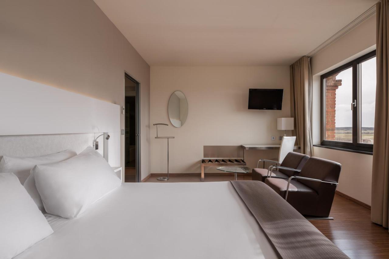 Hotel Eurostars Via De La Plata à Astorga Extérieur photo